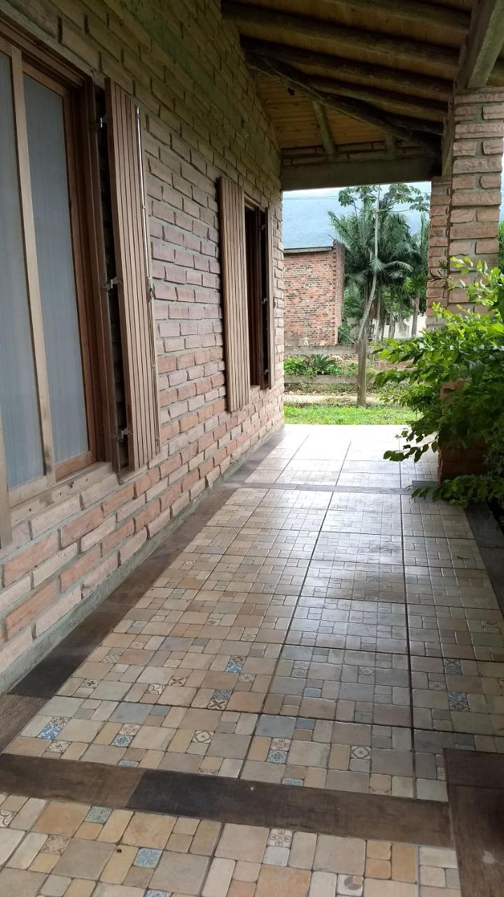 Recanto Dos Compadres - Hospedagem Praia Grande  Exterior photo